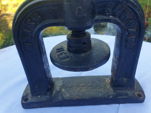 Alte gusseiserne tischpresse - alte,