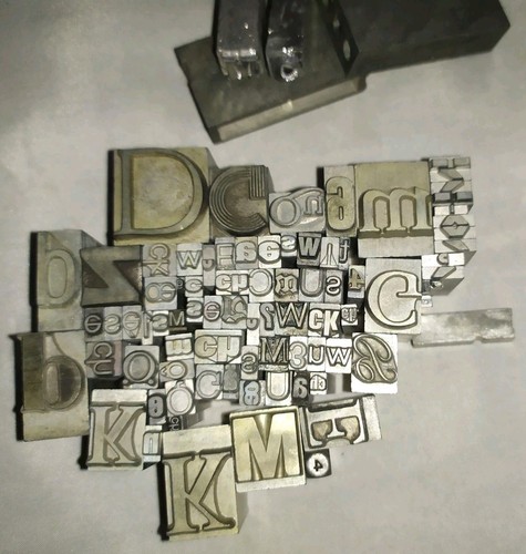 Schriftsatz aus metal für - schriftsatz,